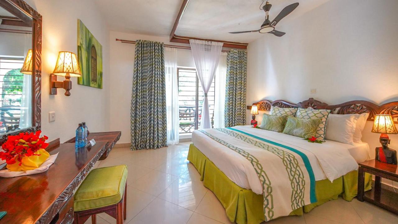 Papillon Lagoon Reef 3*